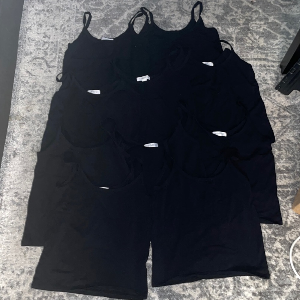 Forever 21 black cami bundle size LARGE